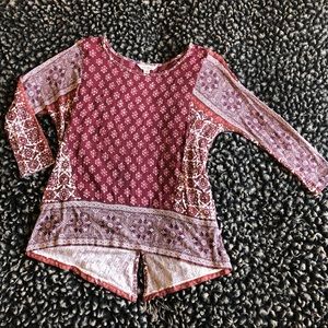 Lucky Brand burgundy floral top size small